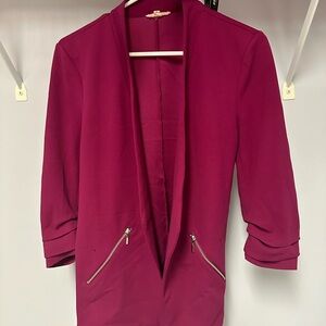 Maurice’s blazer size small in deep magenta.  HOC Summer or Winter
